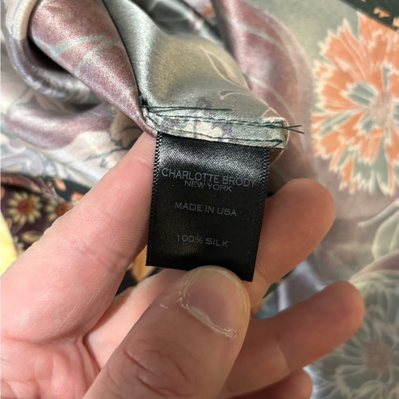 Vintage Charlotte Brody Long Sleeve Blouse with Notched Collar - Picture 9 of 9